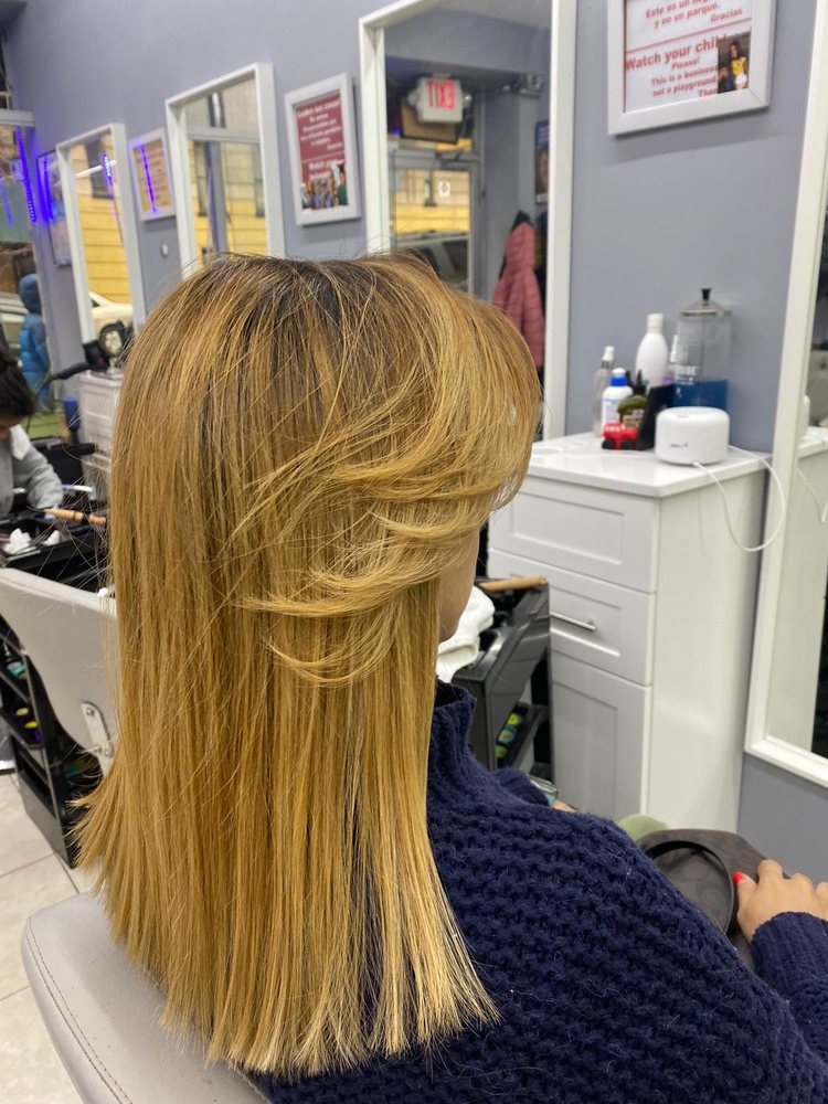 Mercedes Beauty Salon