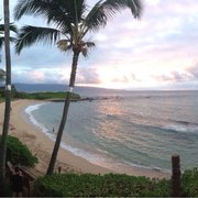 Blue Tile Beach House Closed 16 Photos 15 Reviews Bed Tavares Bay Photo Of Blue Tile Beach House Paia Hi United States