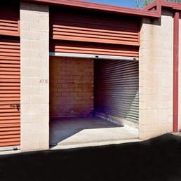Low Cost Storage Glendora  Self Storage  700 E Route 66 