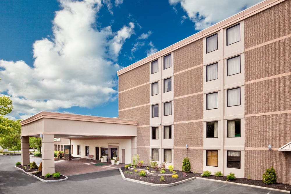 Holiday Inn Auburn Finger Lakes Region 23 Photos 28 Reviews Holiday Inn Auburn Finger Lakes Region 23 Photos 28 Reviews Hotels 75 North St Ny Phone Number Last Updated December 2018 Yelp