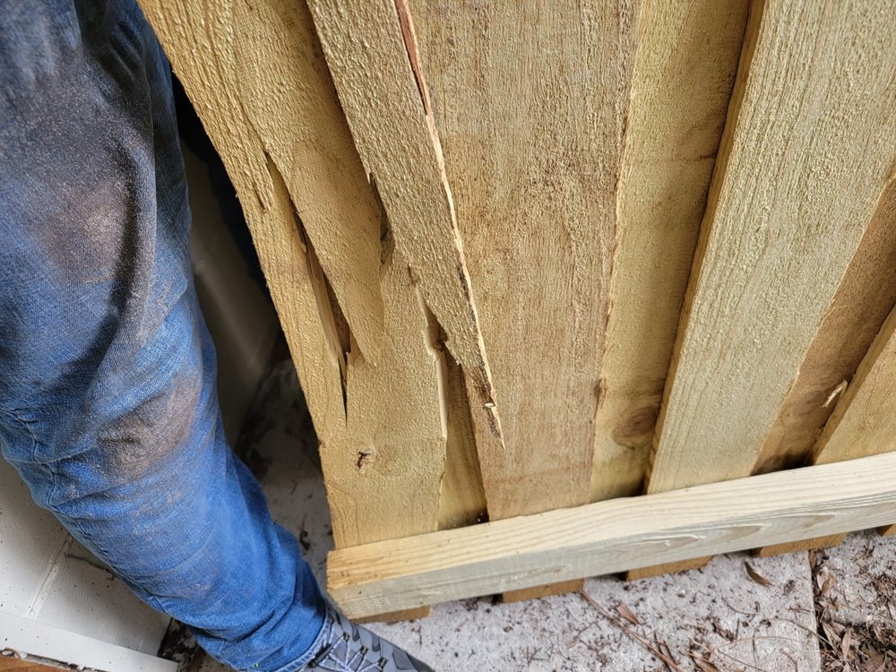 Fence Outlet