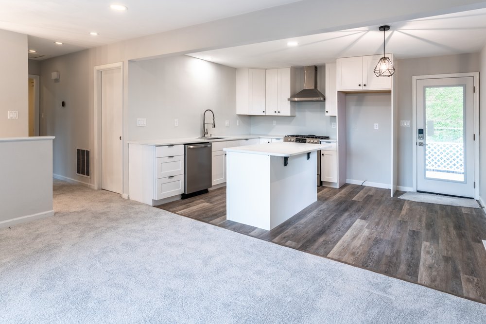 image of business Carpetland USA