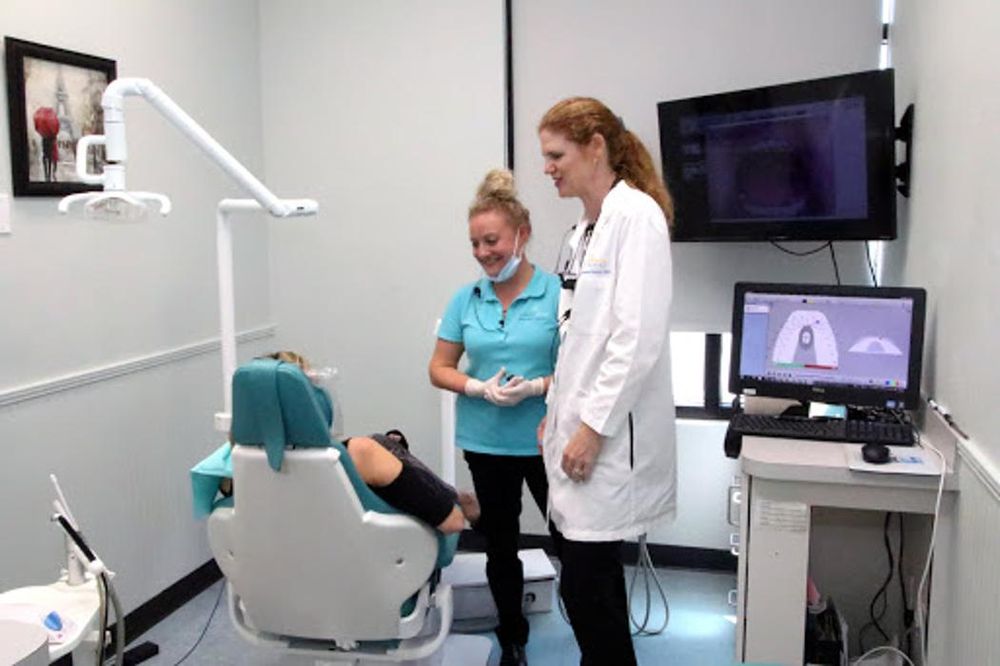 image of business Palencia Dental