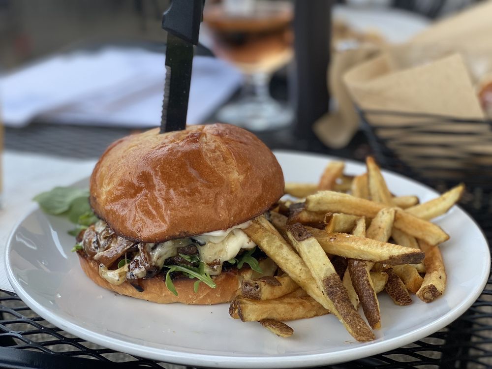 Airways Brewing - The Bistro & Beer Garden