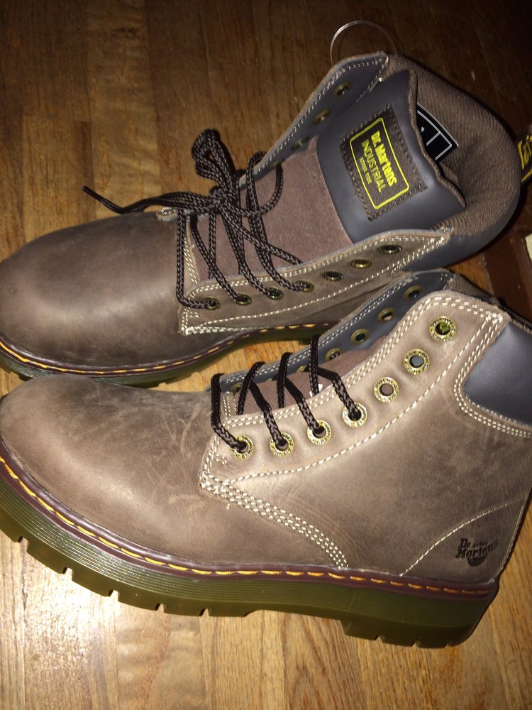 Industrial Shoe Company 16 Photos Shoe Stores 8068 Clairemont