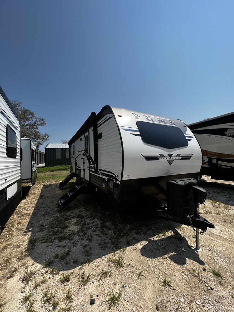 RV Station - Victoria/ Inez