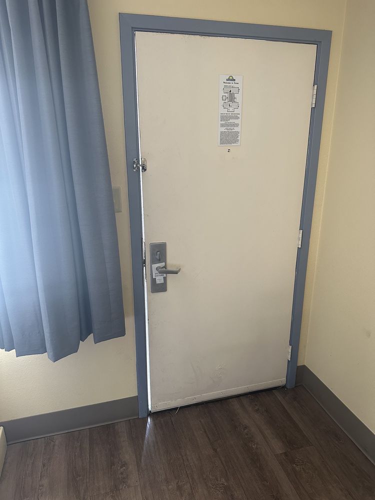 Days Inn by Wyndham - Beaumont