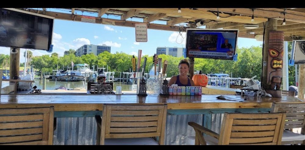 AJ's Dockside Bar And Grill