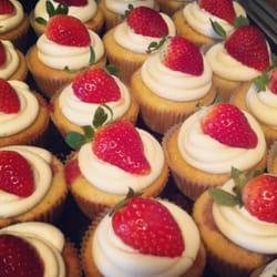 Shortcake Cupcakes Closed Bakeries Miami Beach Fl Phone Photo Of Shortcake Cupcakes Miami Beach Fl United States Strawberry