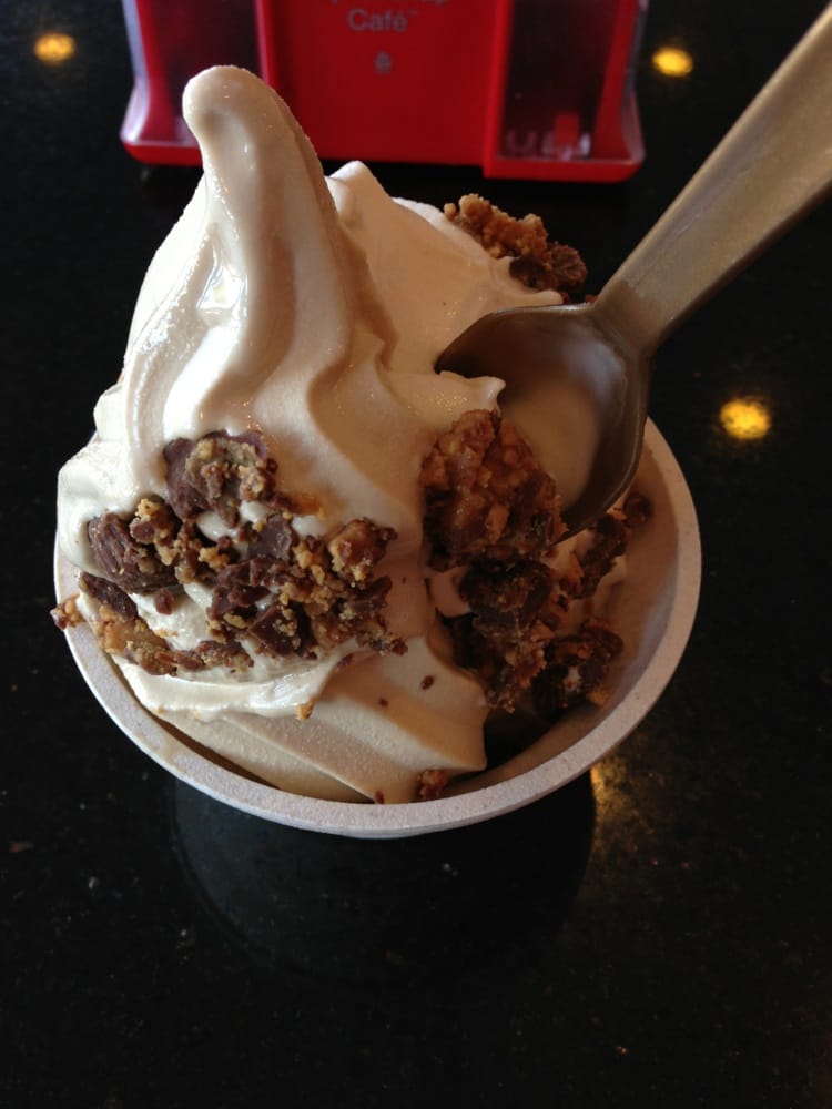 Golden Spoon Frozen Yogurt 36 Reviews Ice Cream & Frozen Yogurt
