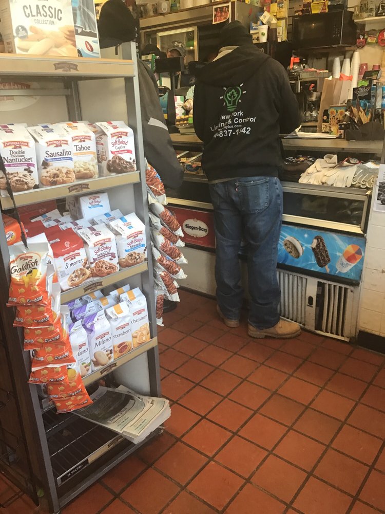 Vasi & Varotta Deli