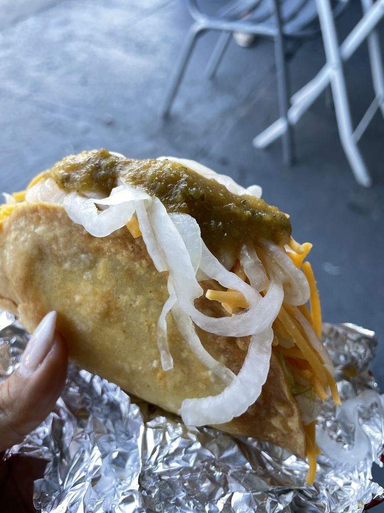 Chuy’s Tacos Dorados