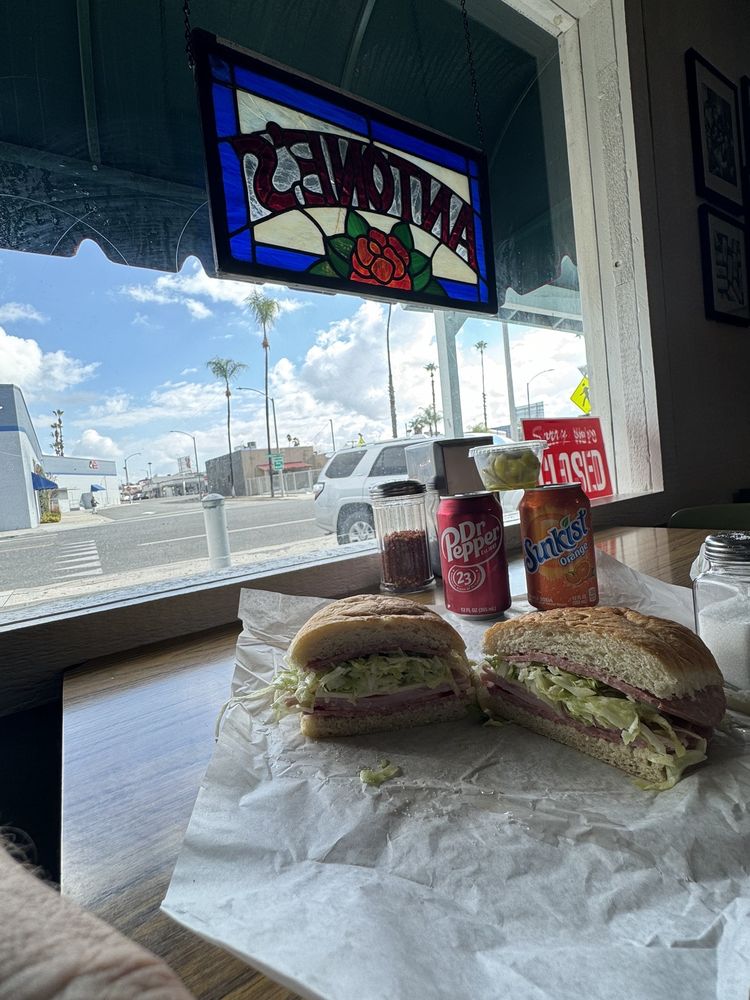 Antone's Italian Eatery