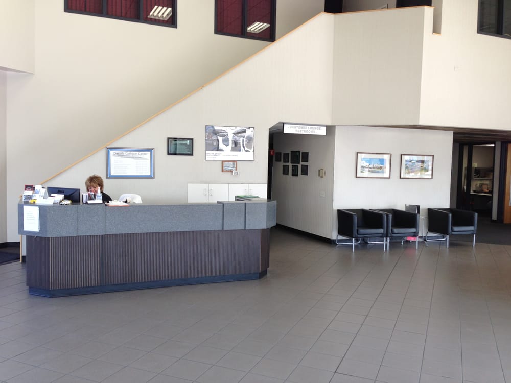 Daniels Collision Center