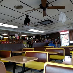 Daisy Family Fast Food Restaurant 10 Photos 16 Reviews Ice Photo Of Daisy Family Fast Food Restaurant Wind Gap Pa United States