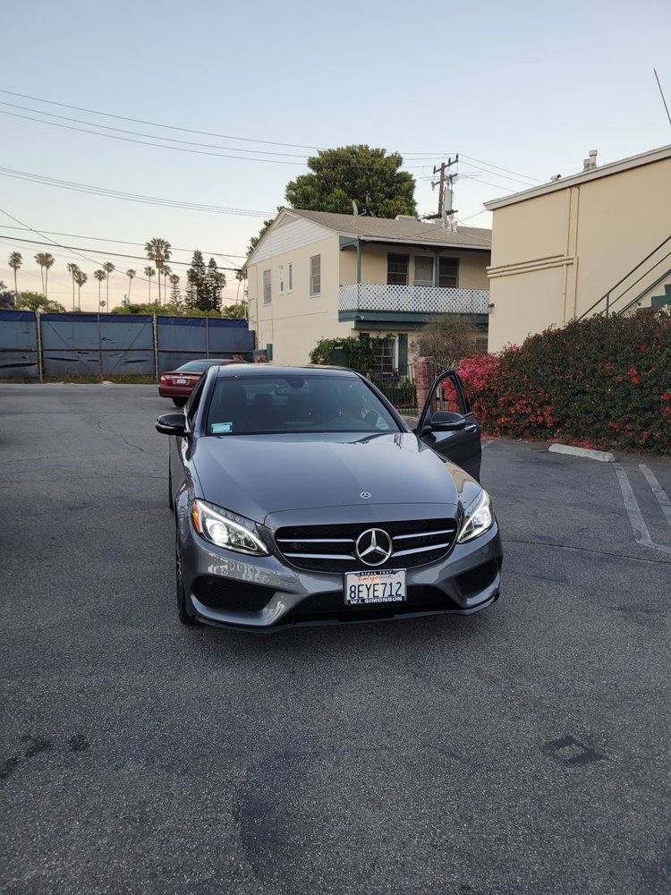 W.I. Simonson Mercedes-Benz