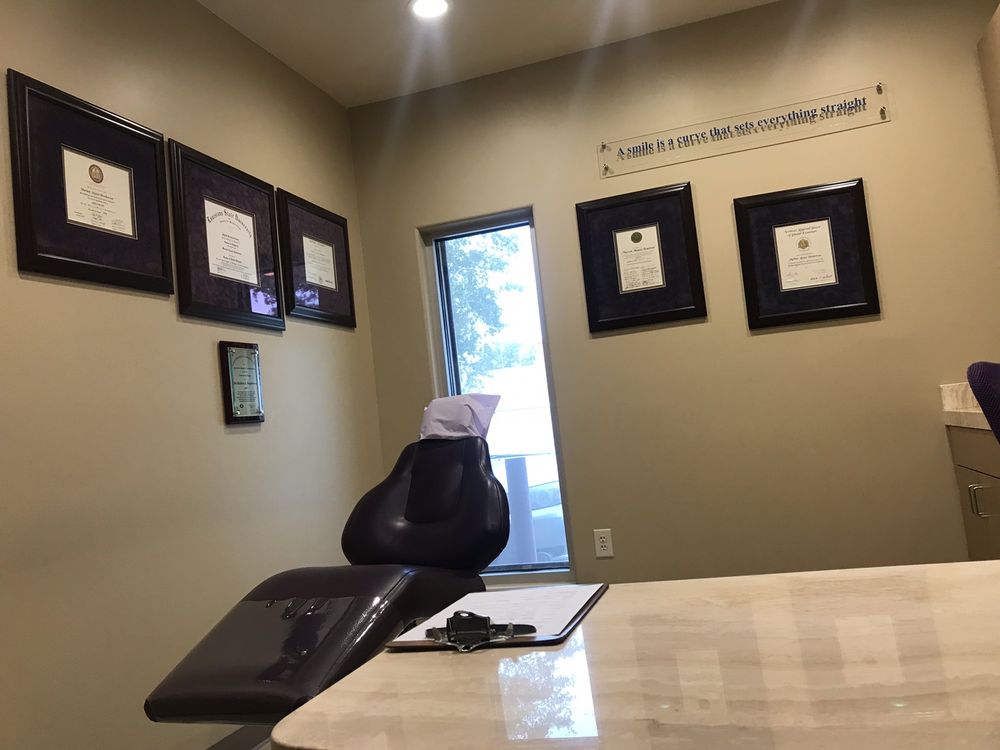image of business Henderson Orthodontics