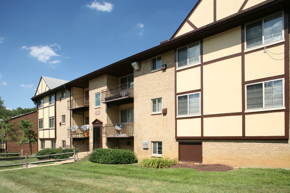 Gateway Square Apartments Get Quote Apartments 4855 St Barnabas