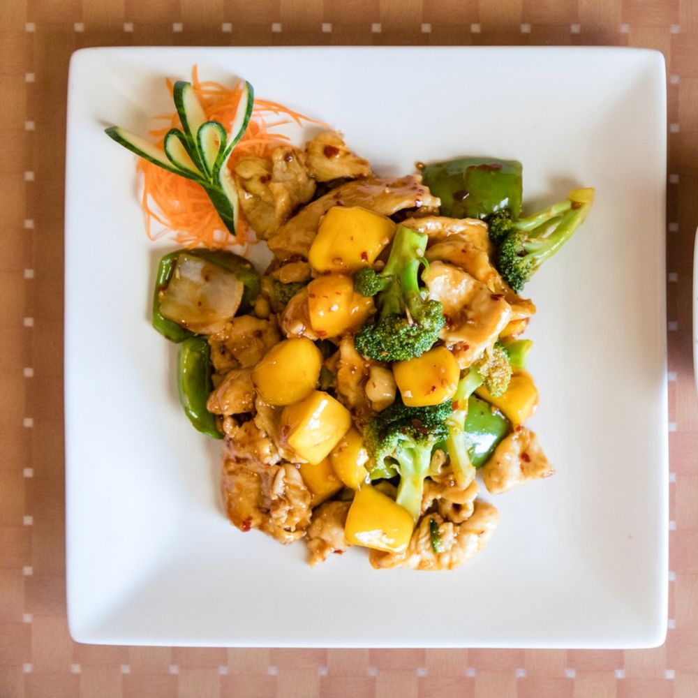 FuJi Sushi Asian Cuisine