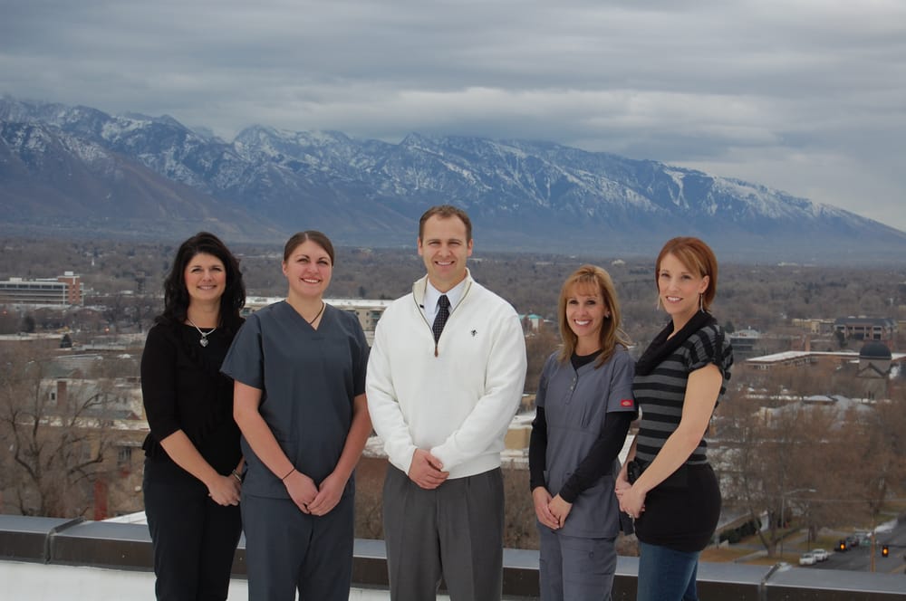 image of business Dustin J Farris, DMD