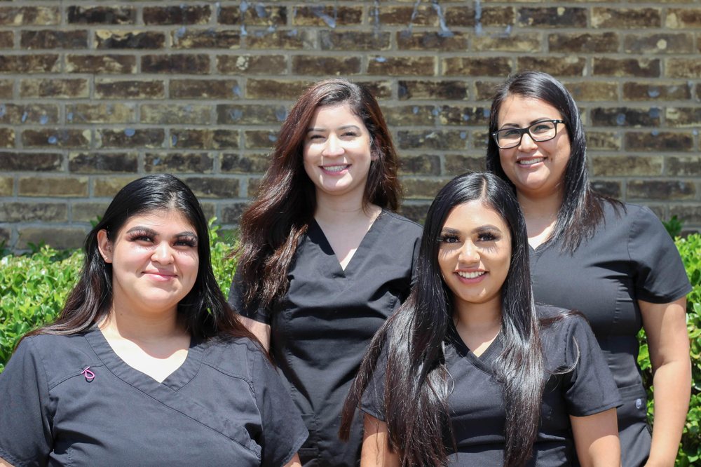 image of business Minty Smiles: Duncanville Dentist
