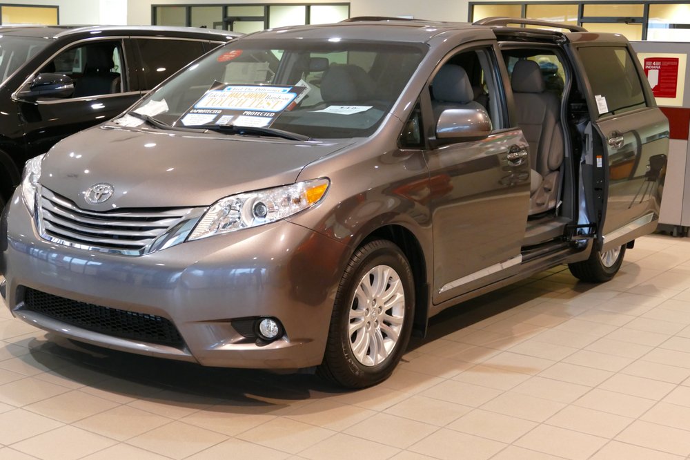 Jordan Toyota 21 Photos Car Dealers 920 East Jefferson Blvd