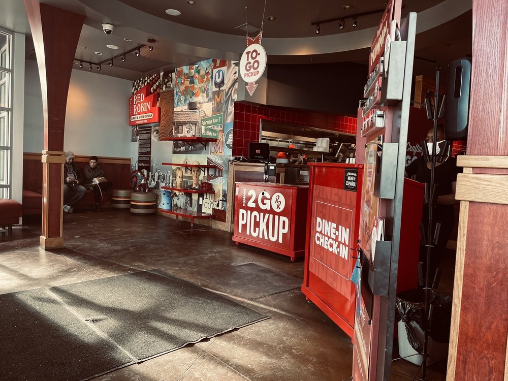 Red Robin Gourmet Burgers and Brews
