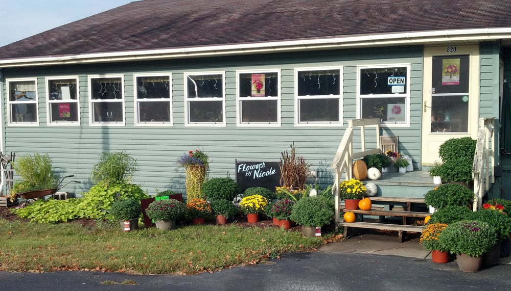 Flowers by Nicole Florists 820 Rowley Rd, Downing, WI Phone