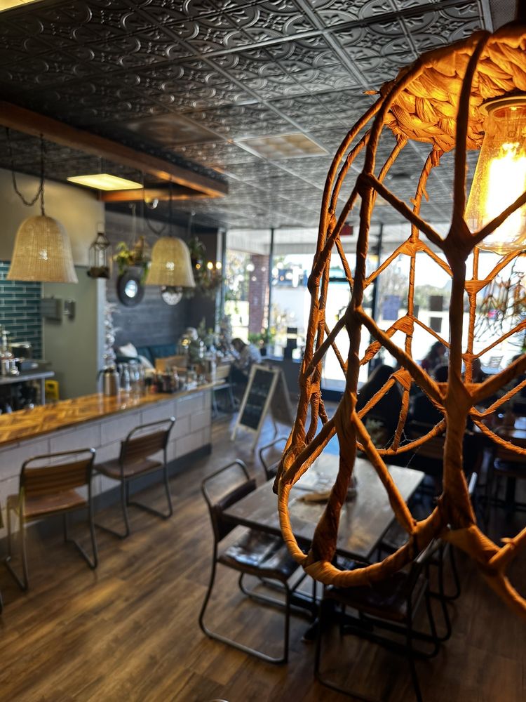 The Meating Ground Cafe