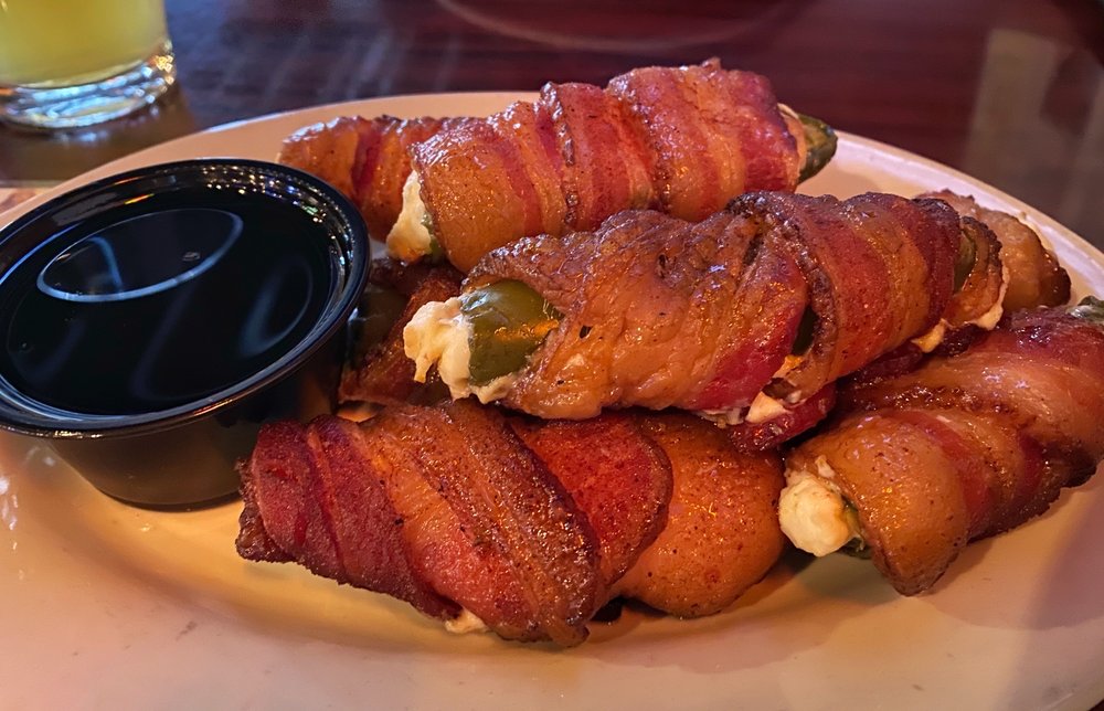 Captain's Sports Lounge