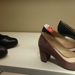 clarks shoes hong kong