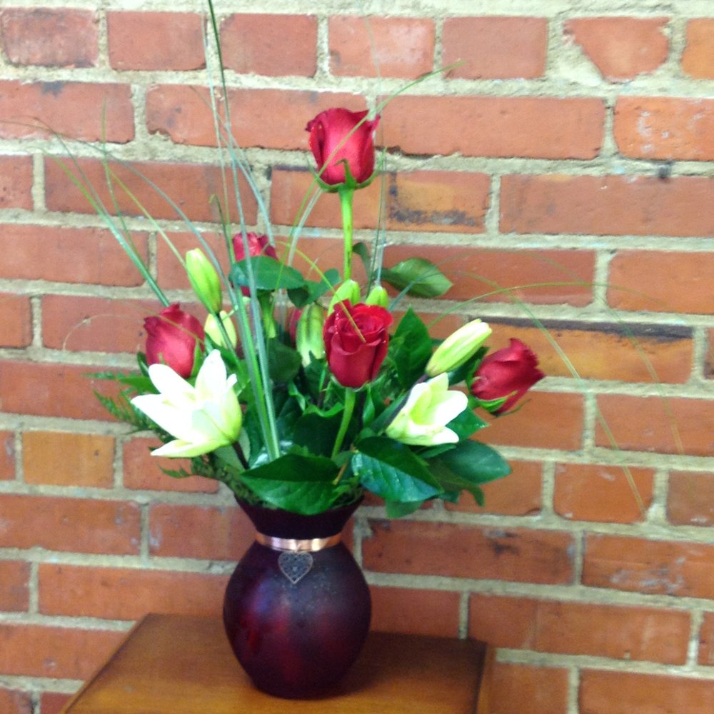 M.J.’S Flowers & Balloons Get Quote Florists 604 E Erie St