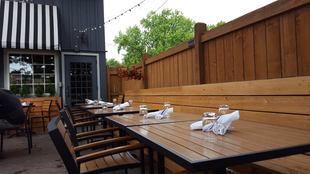 ie Italian Eatery 161 Photos & 155 Reviews Italian 4724 Cedar Ave