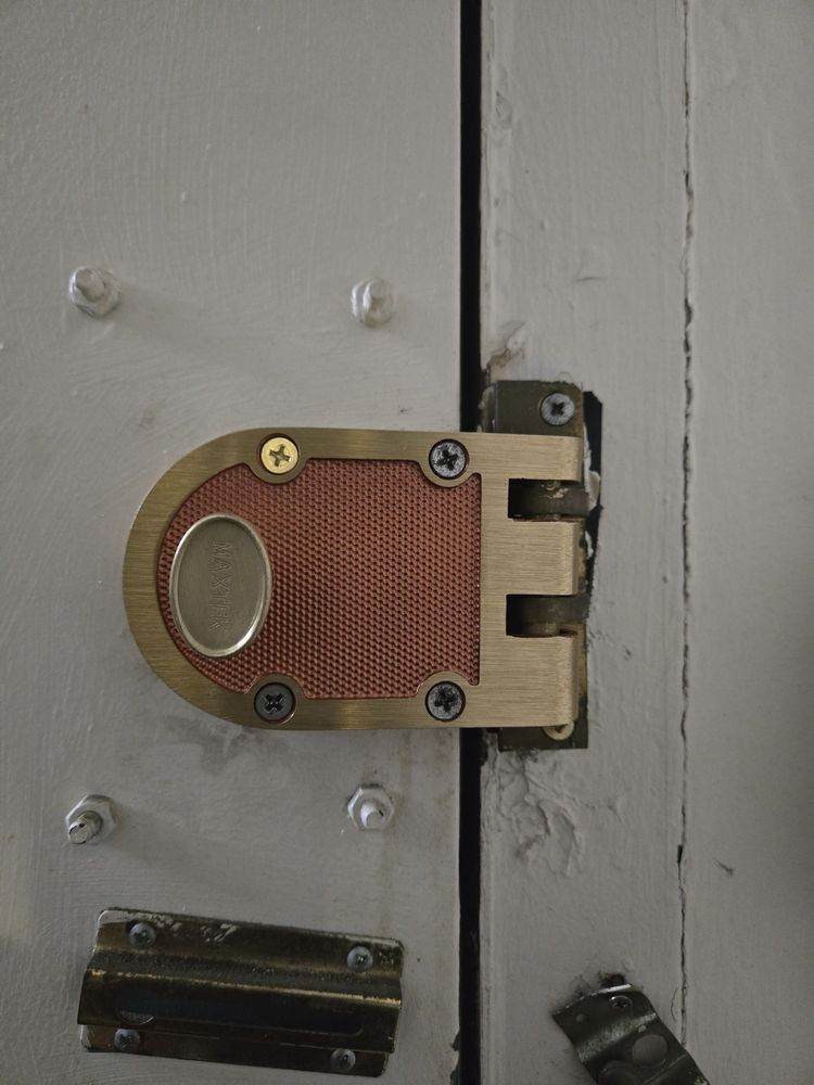 DT Locksmith