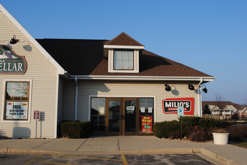 Milio’s Sandwiches 11 Reviews Sandwiches 1011 North Edge Trl