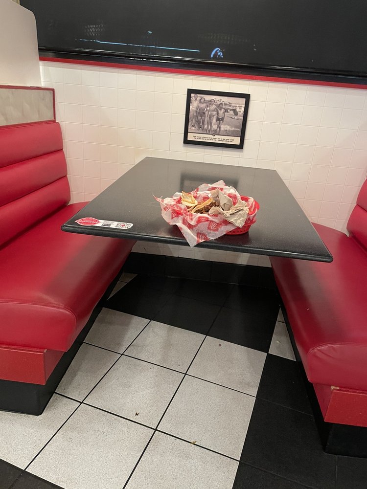Freddy's Frozen Custard & Steakburgers