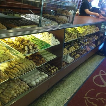 Conti’s Pastry Shoppe - 160 Photos & 124 Reviews - Bakeries - 786 ...