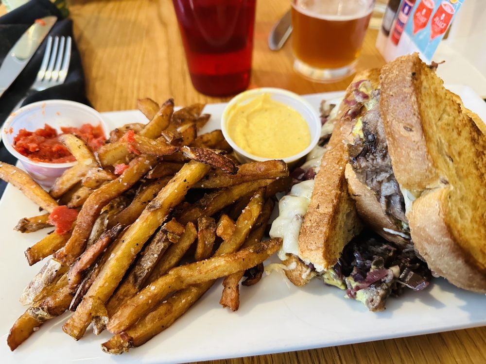 becks TAVERN