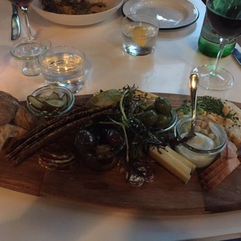 Dinner for eight dating service