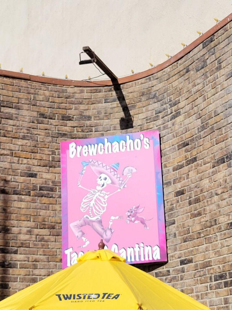 Brewchachos Tacos & Cantina