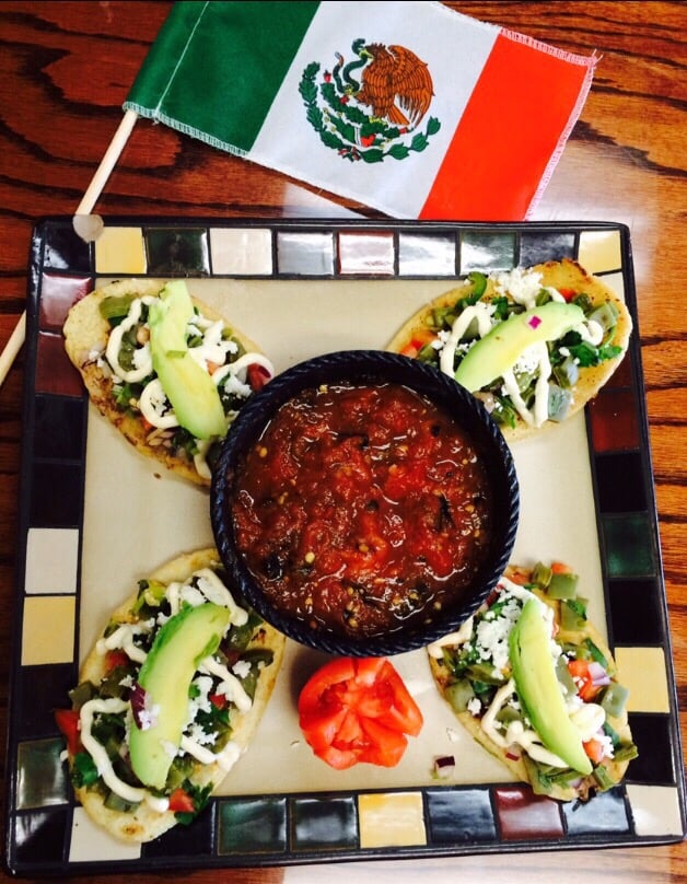 El Molcajete Moya