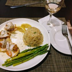 The Best 10 Restaurants Near Doubletree By Hilton Hotel In Deerfield 1 The Spotted Stag