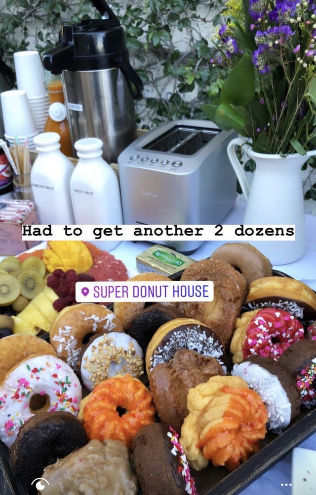 Super Donut House Super Donut House