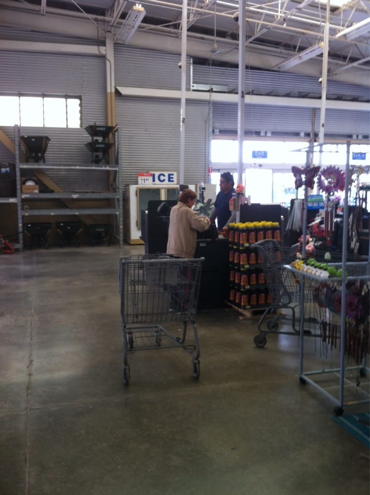 Wal Mart CLOSED 2340 E Main St, Uvalde, TX 2019 All You Need to