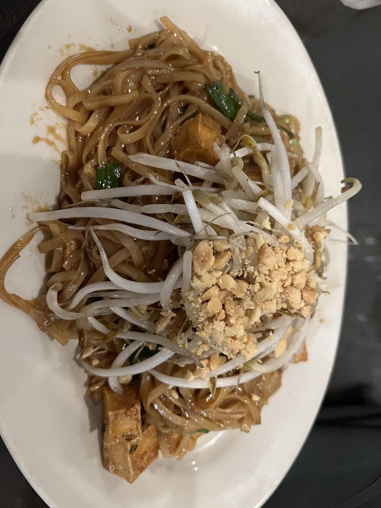 Phoenix Thai & Japanese Restaurant