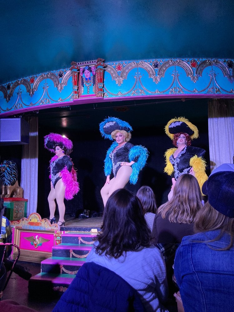 Mimosas Cabaret