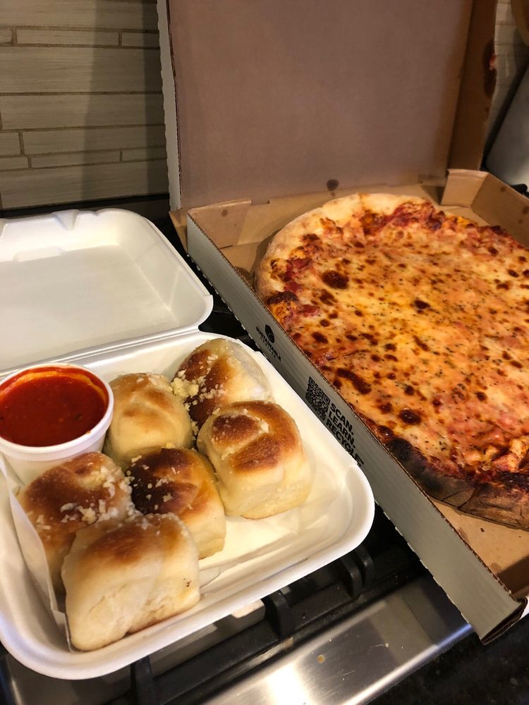 Tony's Pizza