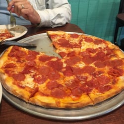 Brock's Surfside Grill & Pizzeria - 29 Photos & 53 Reviews ...