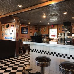 Moonlite Diner 326 Photos 323 Reviews Diners 3500 Oakwood Photo Of Moonlite Diner Hollywood Fl United States