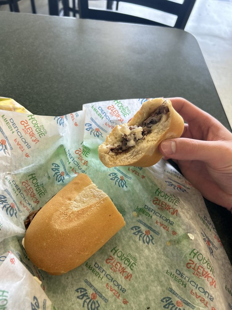 Steak 'n Hoagie Shop